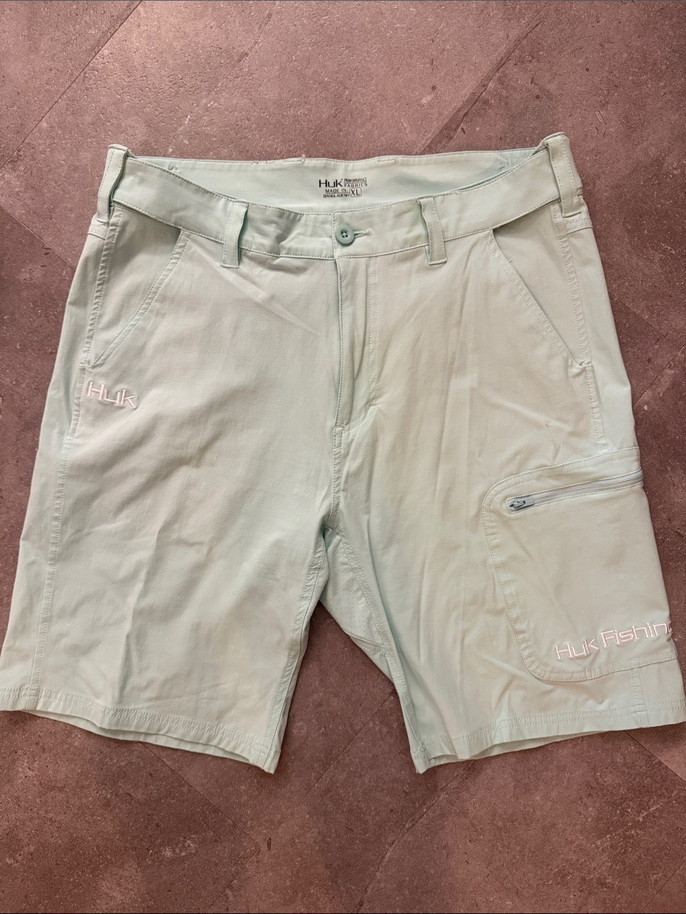 Huk Light Mint Green Cargo Fishing Shorts Size XL